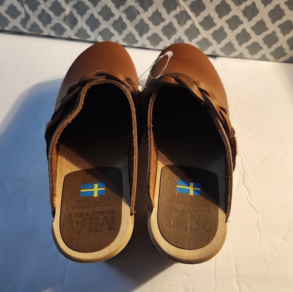 MIA Elsa Clogs Size 39 Women's Brown Leather Clogs w Braided Detail - Picture 3 of 12
